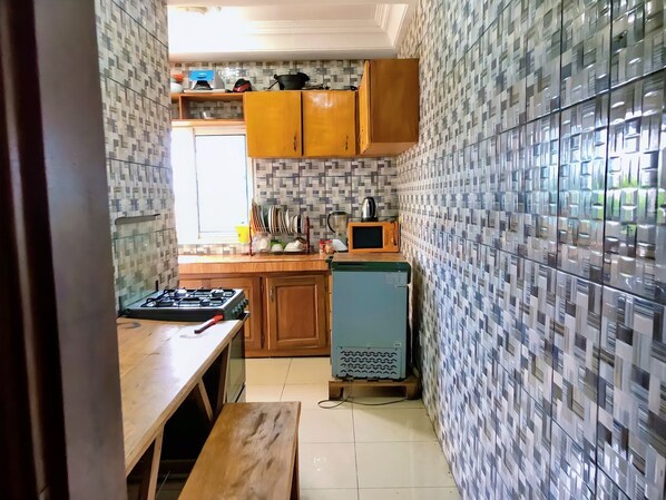 Microwave, oven, stovetop