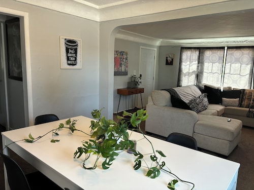 Central Tacoma Getaway