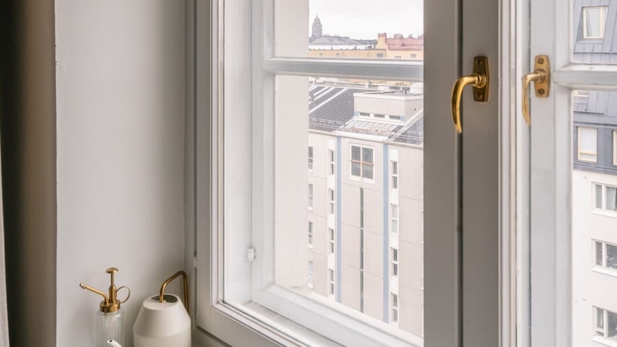 Modern Top-Floor Apt. in Helsinki