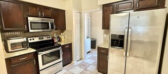 Spacious House w/ Pool, Hot Tub, and Cold Plunge near Tampa