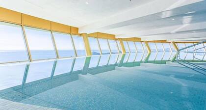 5 Luxury Apt - Sea views