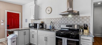 Cozy 1B Private Terrace View