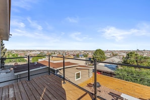 Property grounds - Cozy 1B Private Terrace View (El Paso)