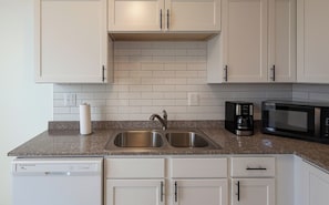 Floor plan - Detroit 4BR Home Bathtub & Pet Friendly Stay (Detroit)