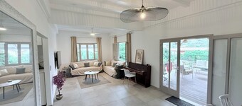 Villa Mamina T4 - Private swimming pool - Boules pitch - Rooftop - Sea view - Fiber optics