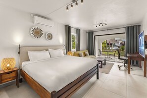 1 bedroom, in-room safe, desk, iron/ironing board