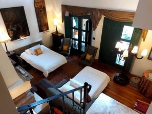 2 habitaciones, tabla de planchar con plancha, wifi y ropa de cama 