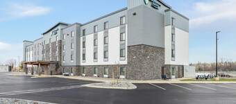 WoodSpring Suites Medford near I-5
