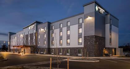 WoodSpring Suites Medford near I-5