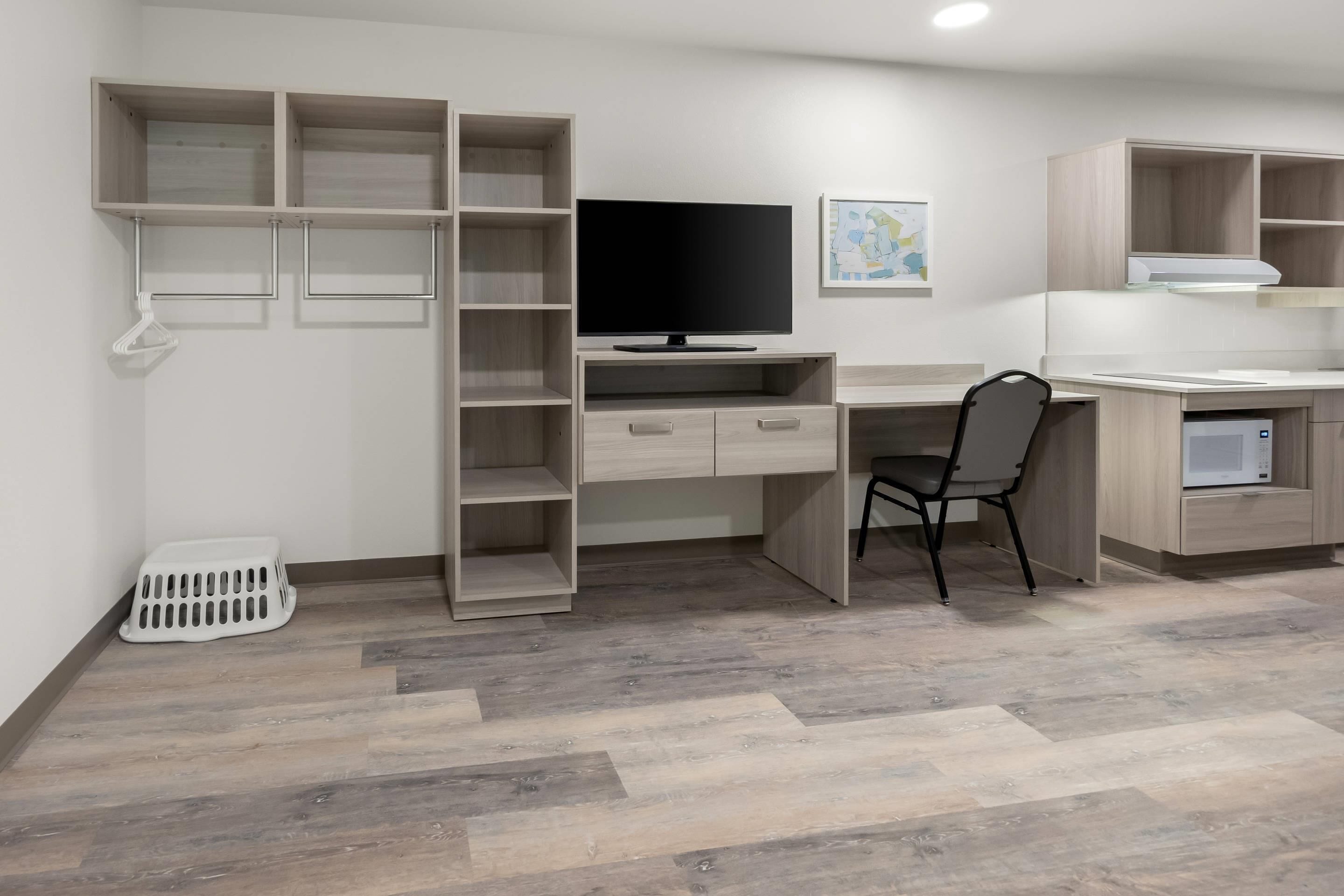 Suite, 1 King Bed, Accessible, Non Smoking | Desk, blackout curtains, free WiFi, bed sheets