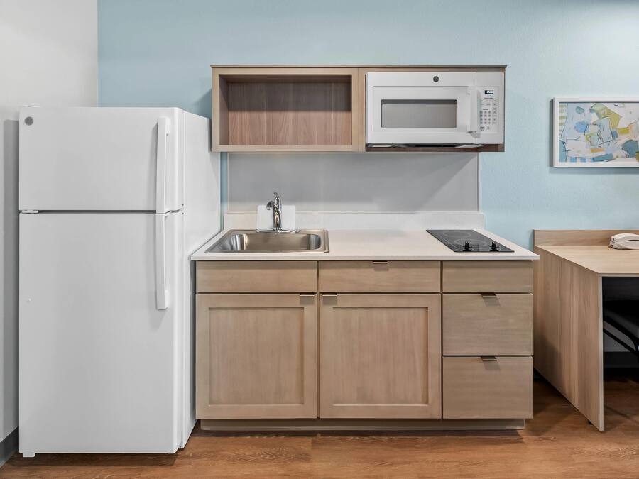 Suíte, 1 cama Queen, para não fumantes | Wi-Fi de cortesia, roupa de cama