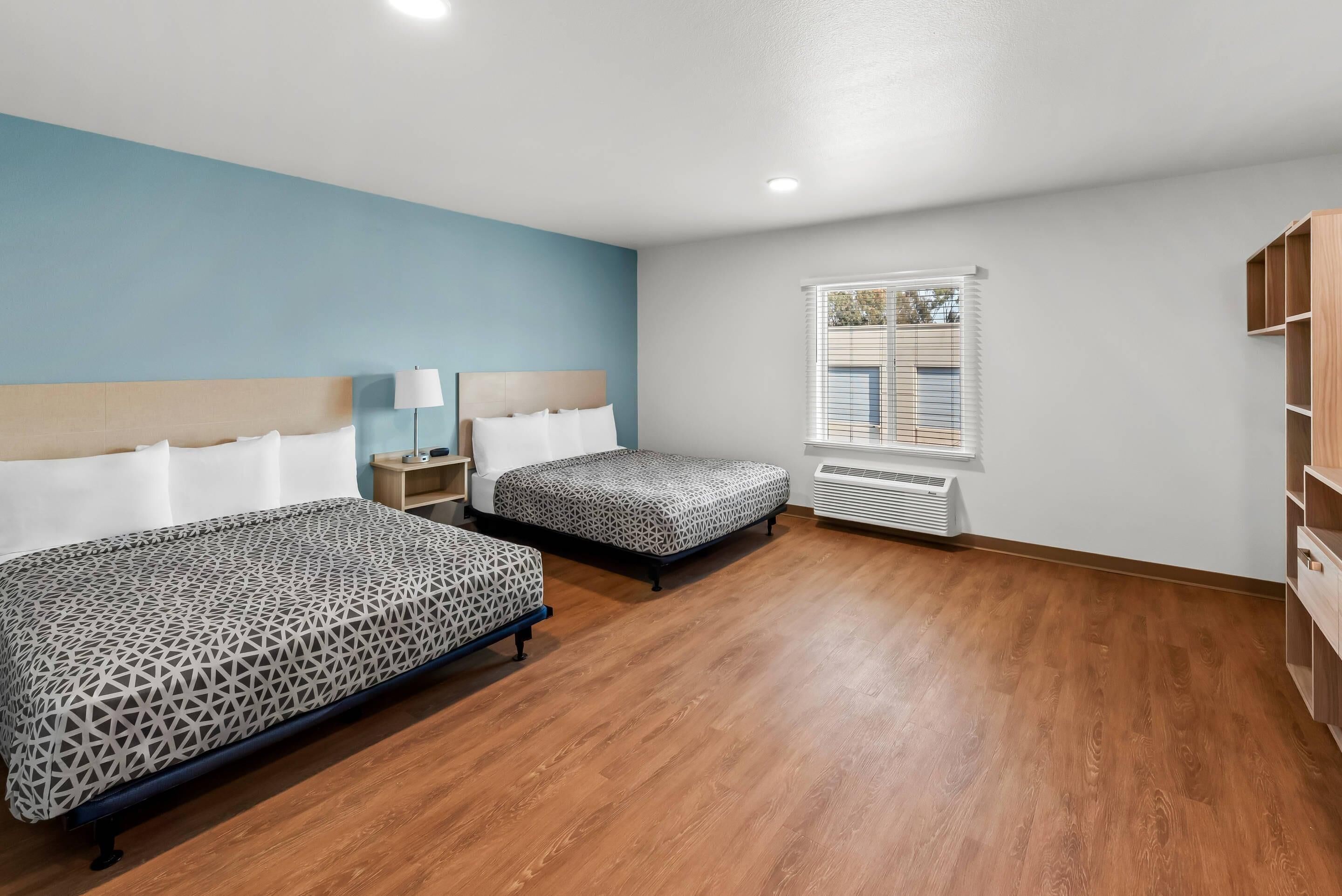 Suite, 2 camas de matrimonio, accesible para personas con discapacidad, no fumadores | Wifi gratis y ropa de cama