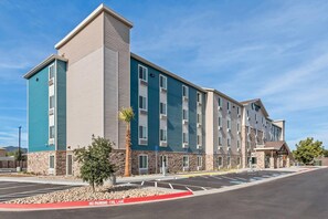 Exterior - WoodSpring Suites Santee - San Diego Northeast (Santee)