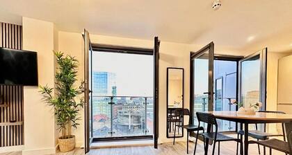 City centre, Top floor apartment, Two balconies