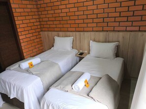 經典雙床房 | 免費 Wi-Fi