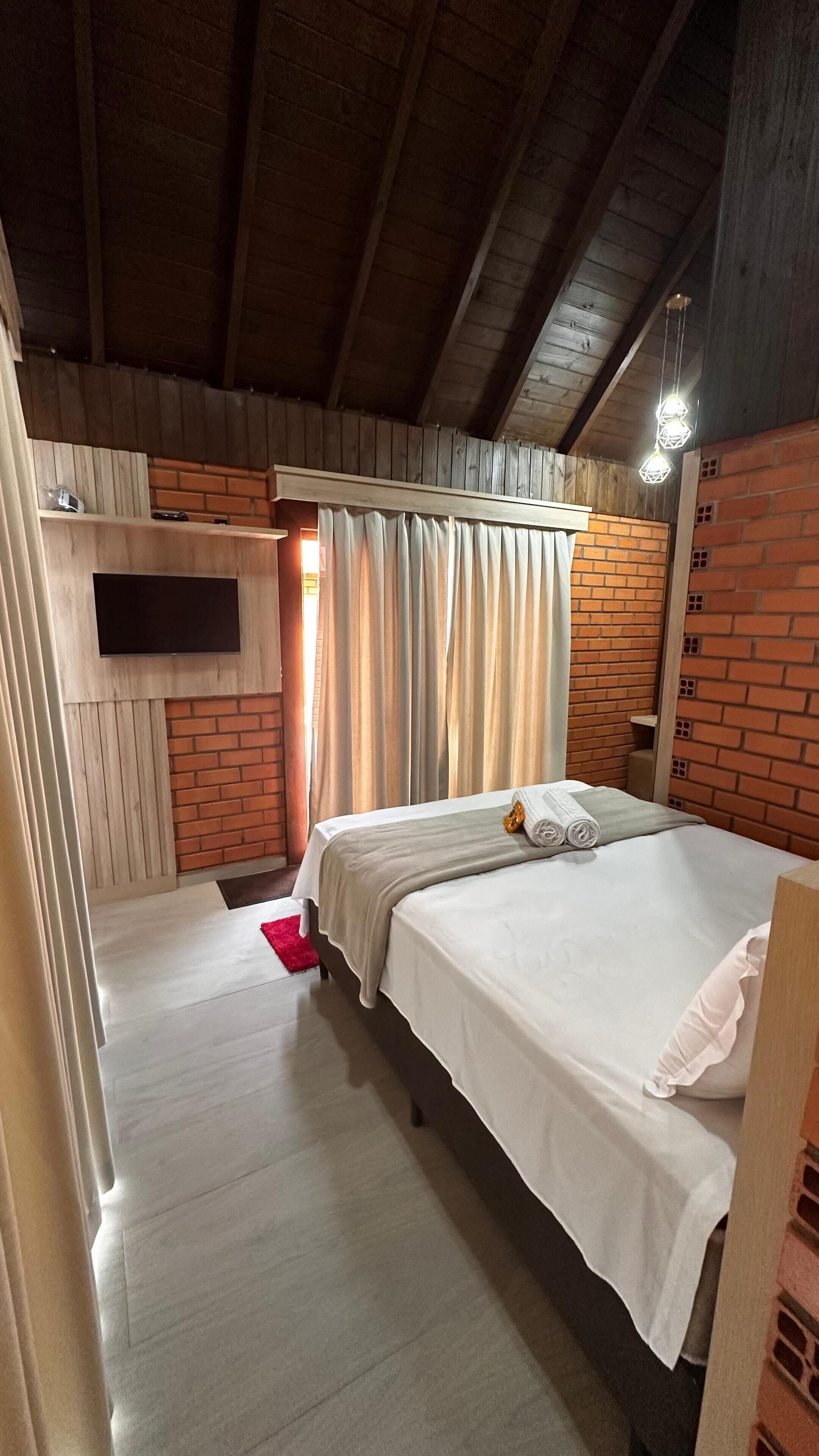 Deluxe Double Room | Free WiFi