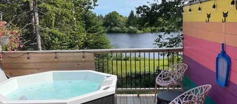 Flora studio on the lake 🌿