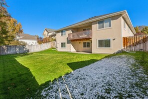 Exterior - Casa Cliffside Zone 2: Animal Friendly, Spacious Escape w/ Private Yard (Logan)