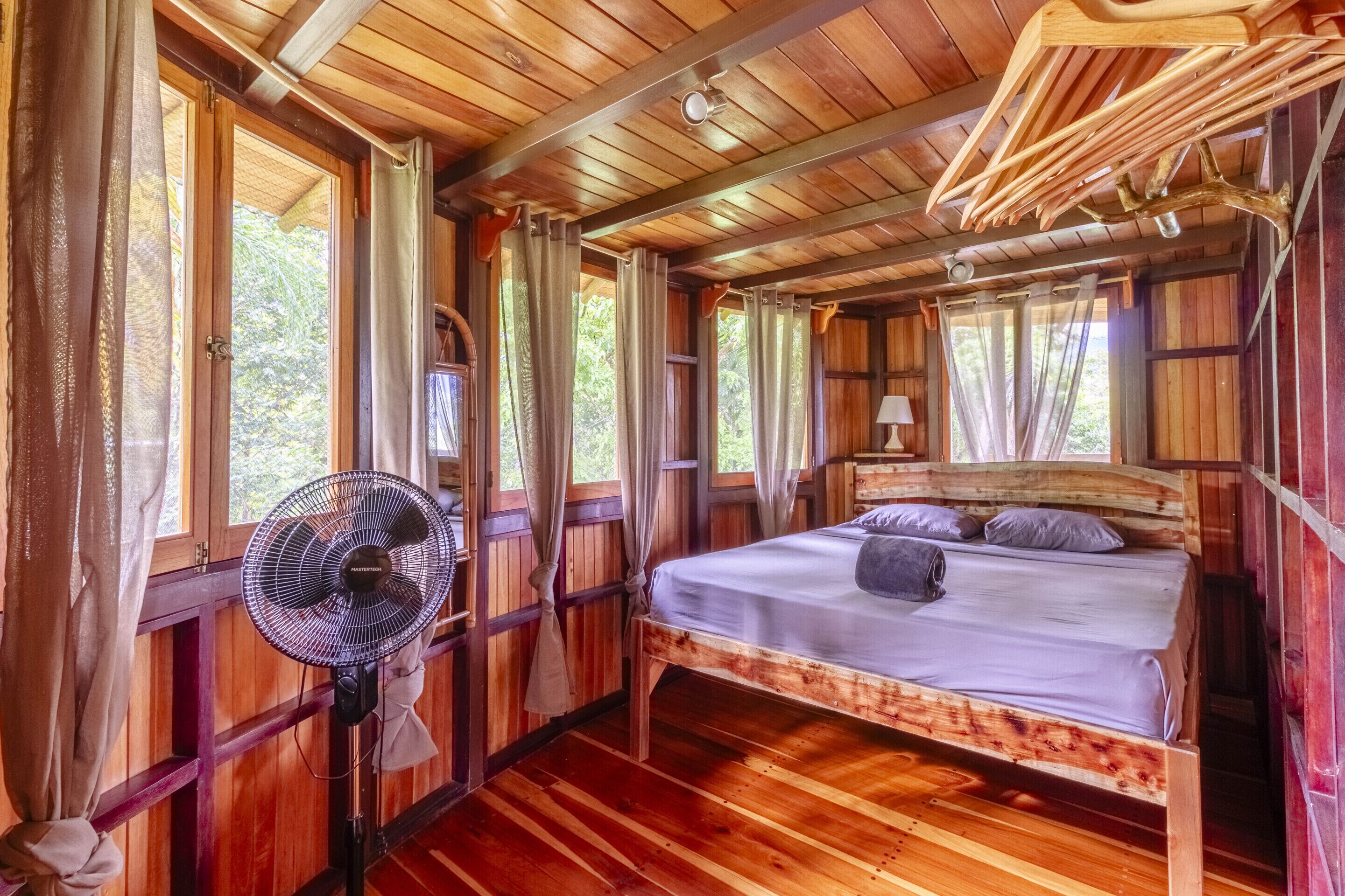 1 quarto, berço de viagem, Wi-Fi (sobretaxa), roupa de cama