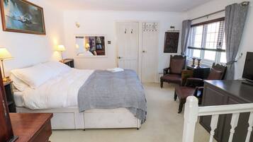 5 chambres, décoration personnalisée, ameublement personnalisé