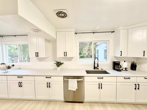 Microwave, oven, stovetop, dishwasher