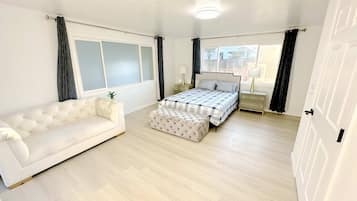 5 Schlafzimmer, BĂŒgeleisen/BĂŒgelbrett, WLAN, BettwĂ€sche