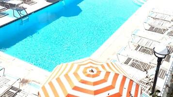 Family Apartment | Pool | Seasonal outdoor pool, open 9:00 AM to 9:00 PM, pool umbrellas