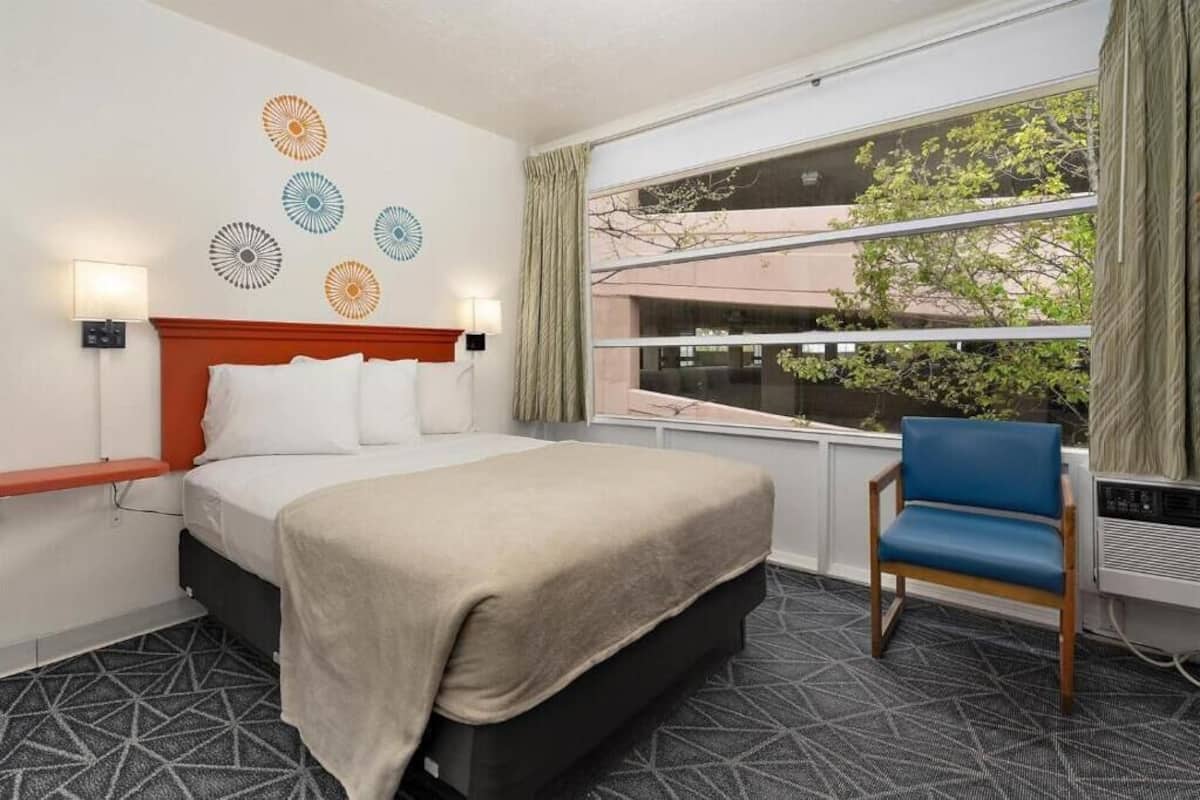 Standard Double Room | Desk, laptop workspace, free WiFi