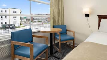 Laptop workspace, free WiFi, bed sheets