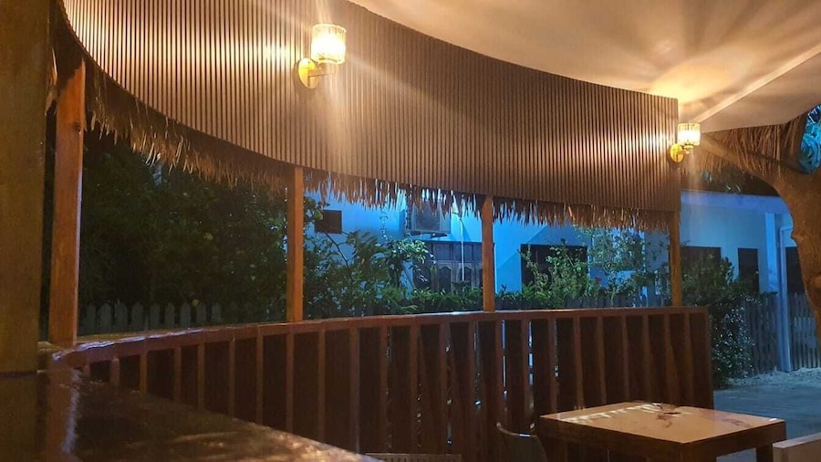 Luk inn at huraa