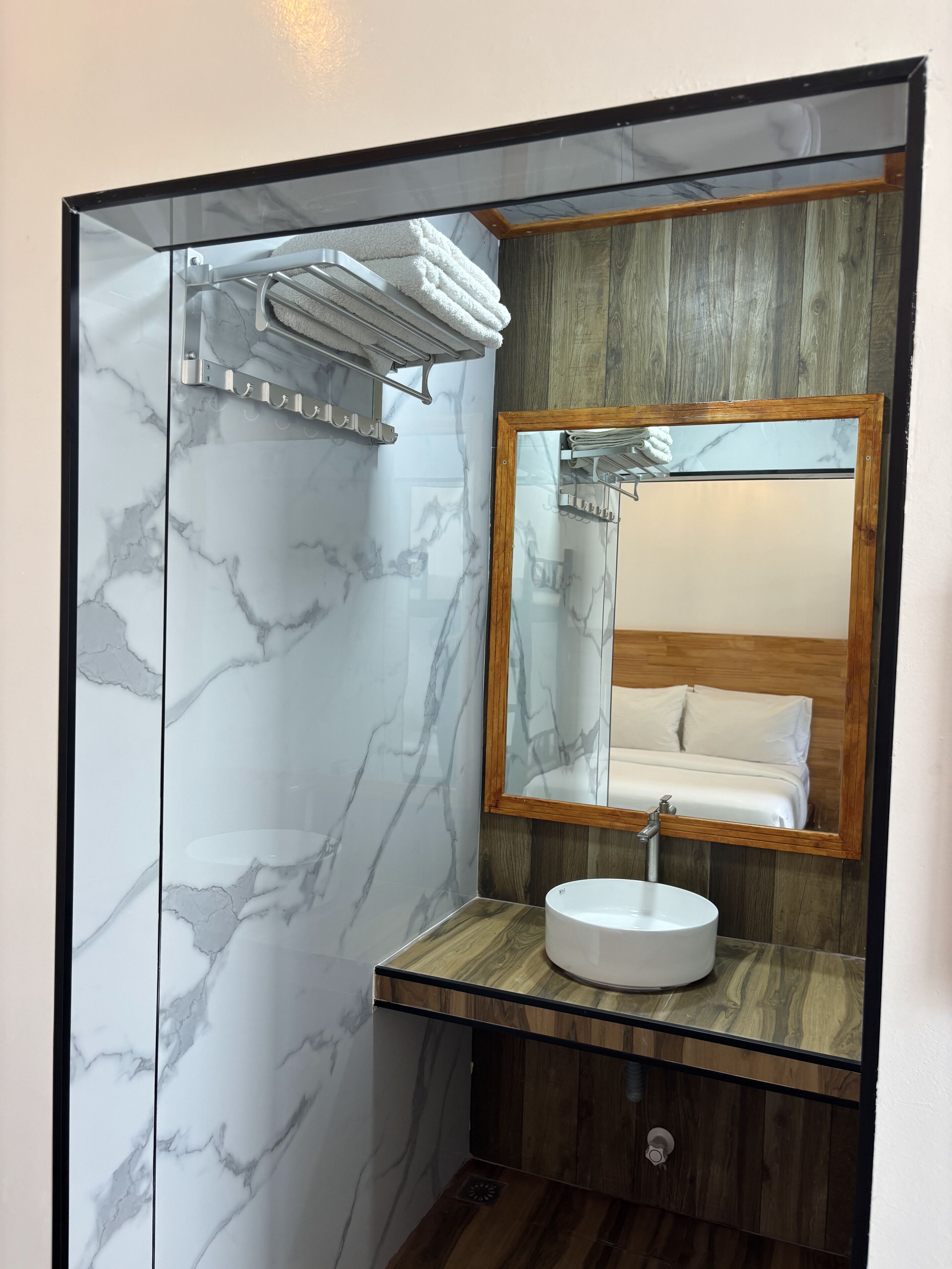 Familienvilla, Gartenblick | Badezimmer | Dusche, Haartrockner, Handtücher, Seife