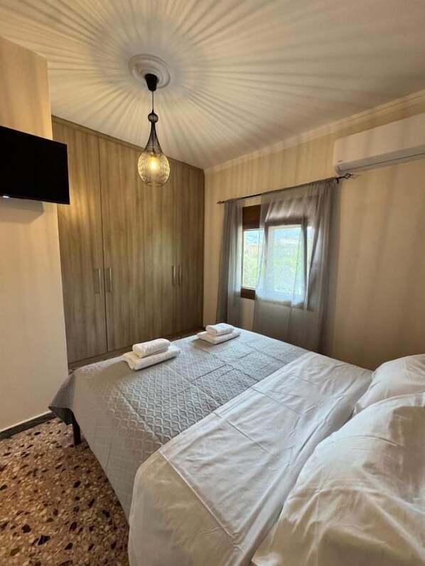 Apartment, Garden View