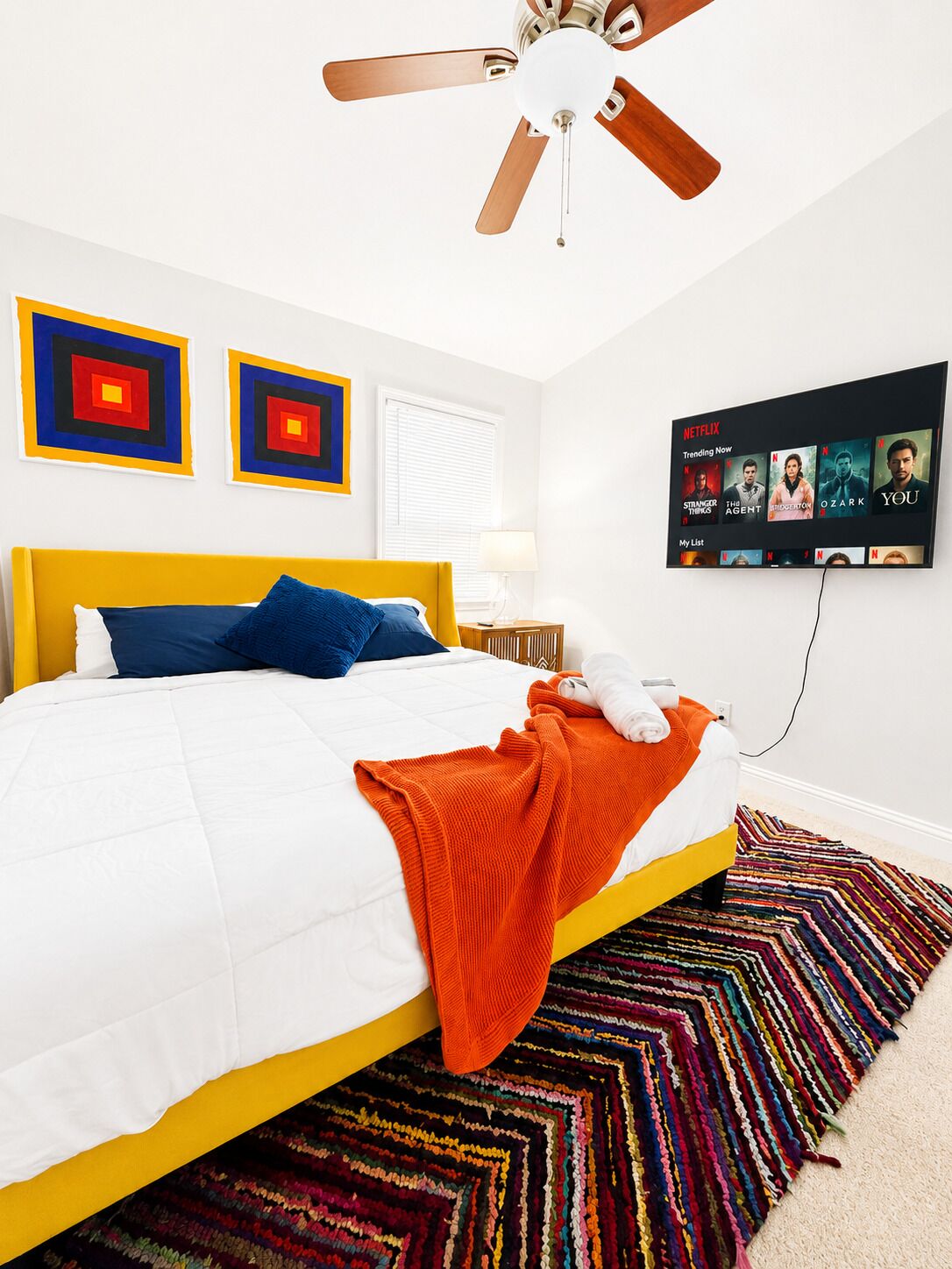 1 slaapkamer, een kluis op de kamer, een strijkplank/strijkijzer