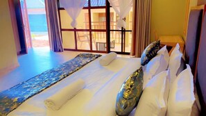 Deluxe Double Room, Pool View | Free WiFi, bed sheets