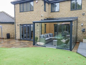 コテージ | 屋外ダイニングエリア