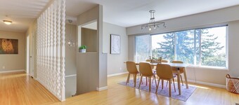 An Immaculate Family House in West Vancouver