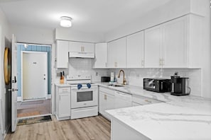Microwave, oven, stovetop, dishwasher