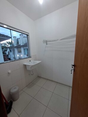 Douche, papier toilette