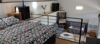 Loft-style studio facing the river in the village of Collobrières