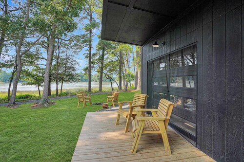 Indoor-Outdoor 2BR on Working Farm | Creek View