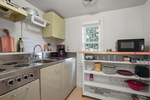 Kaffetrakter/tekoker og kjøkkenutstyr