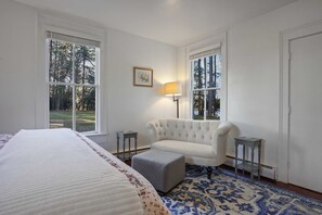 3 makuuhuonetta, silitysrauta/-lauta, Wi-Fi, vuodevaatteet