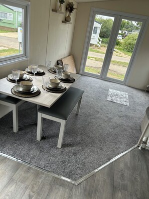 Dineren