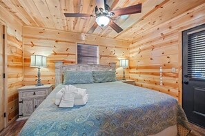 1 bedroom, internet, bed sheets