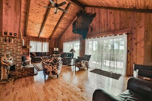 TV, fireplace, video games