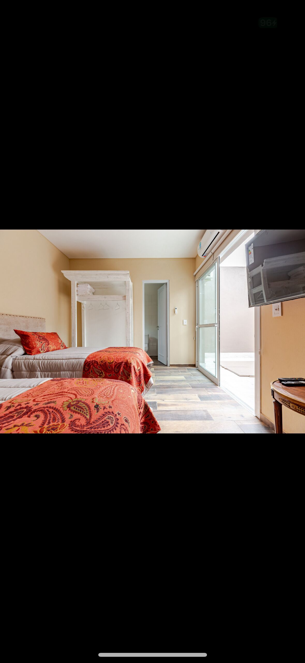 4 habitaciones, tabla de planchar con plancha y acceso a internet 