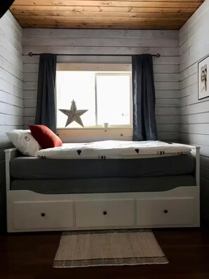 4 makuuhuonetta, internet, vuodevaatteet