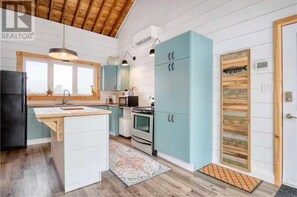 Microondas, horno y parrilla de estufa 