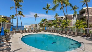 Unclassified image, 4 of 49, button - Alii Villas#322 Top Floor Condo With Ocean Views! (Kailua-Kona)