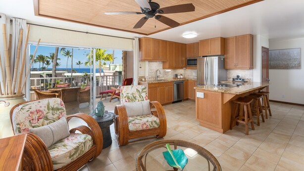 Unclassified image, 1 of 49, button - Alii Villas#322 Top Floor Condo With Ocean Views! (Kailua-Kona)